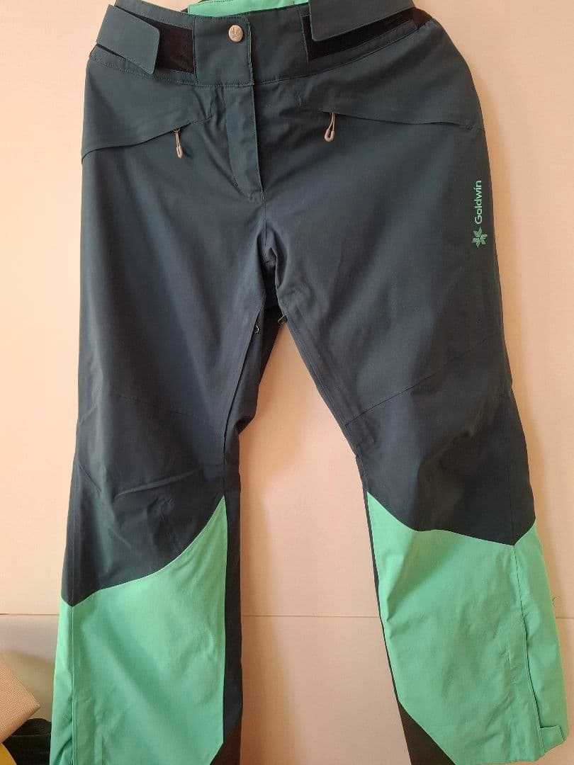 ゴールドウィン スキーウェア レディース