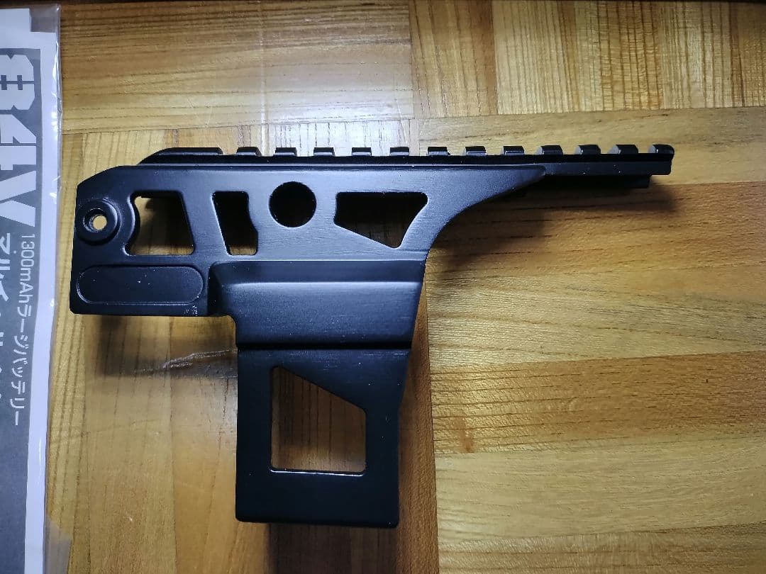 マルイ AK47 電動ガン 別マガジン、マウント付き18歳以上　スタンダード