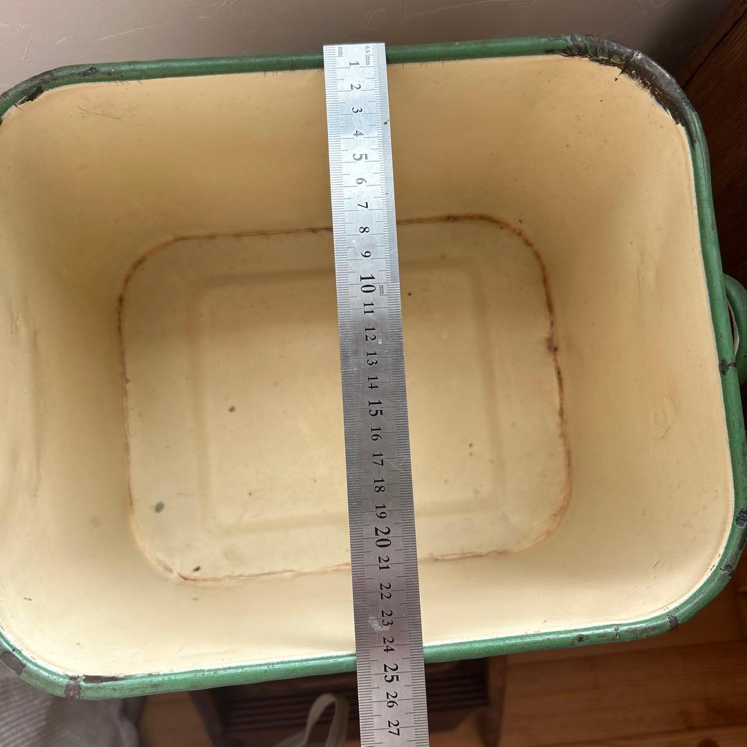 アンティーク　ブレッドボックス