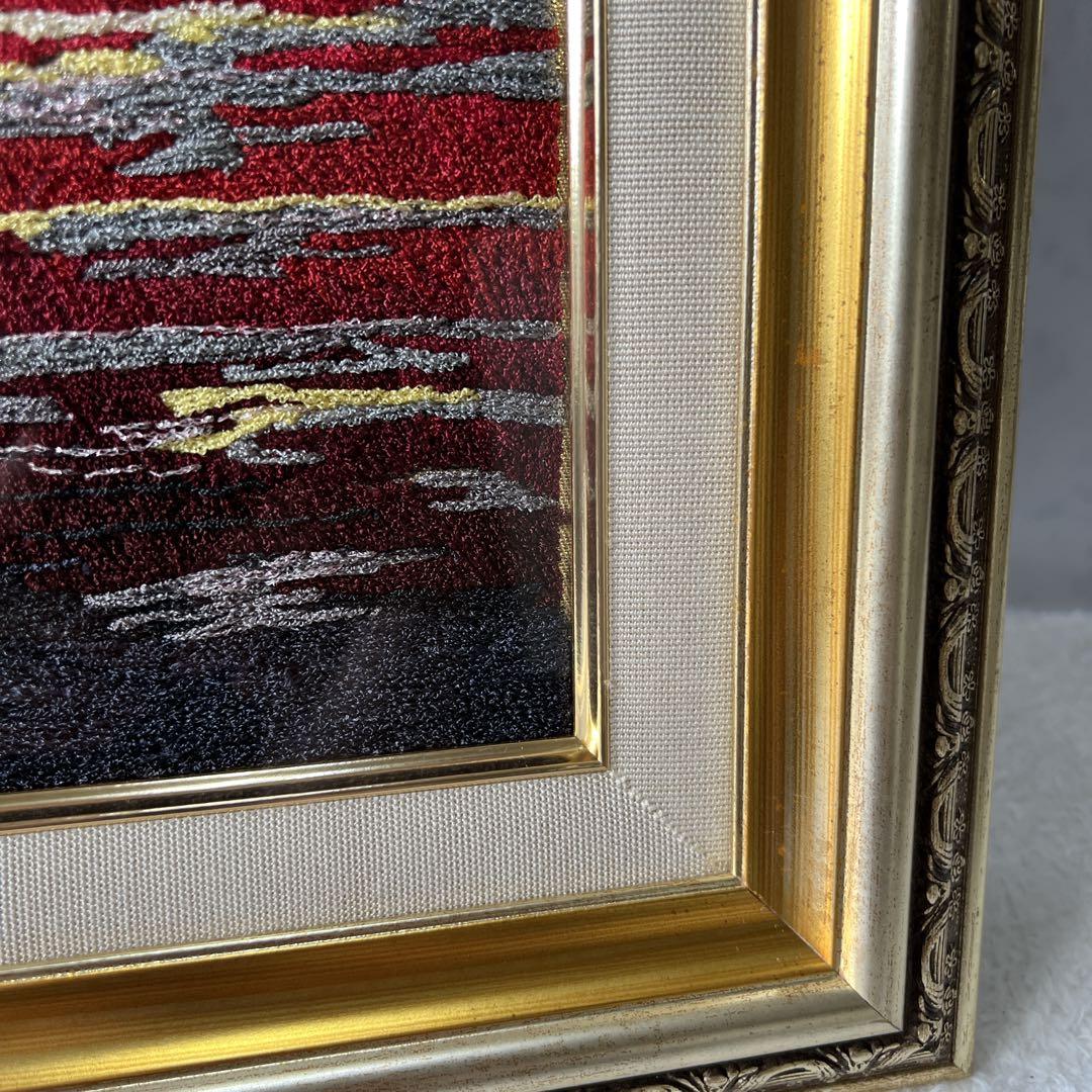 縁起物！ 赤富士 刺繍絵 額縁 F6号 ゴールド アンティー ク 送料無料