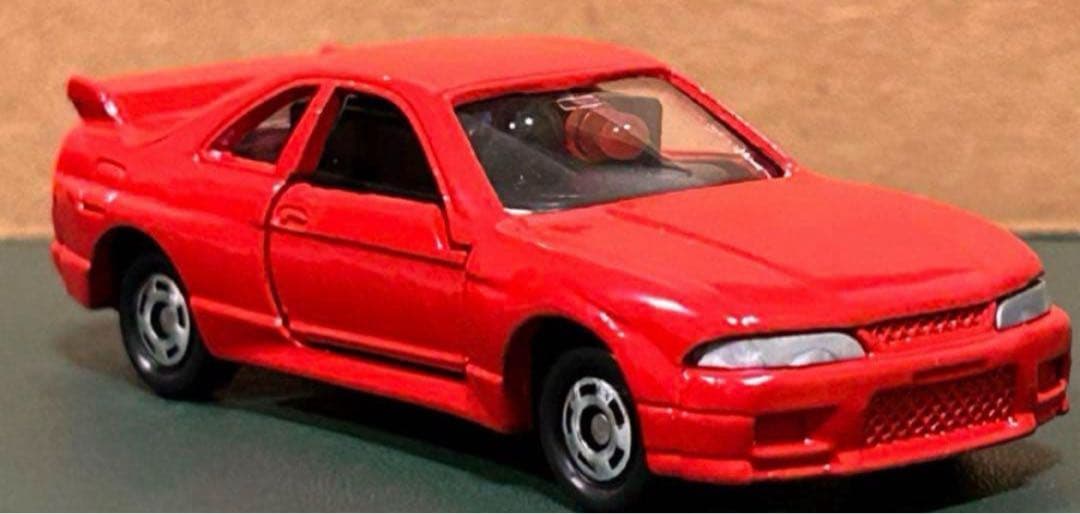 トミカタウン すかいらーく R33 スカイライン 特典トミカ付