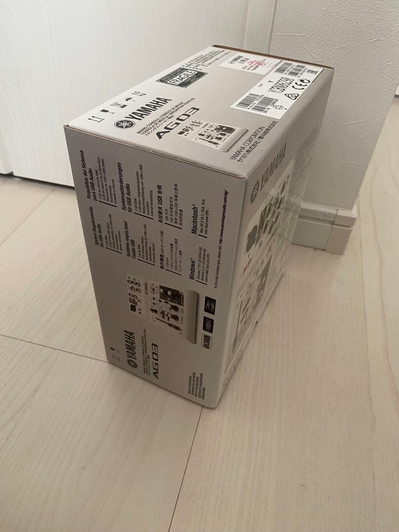 【新品】YAMAHA AG03 ミキシングコンソール　マイク付き