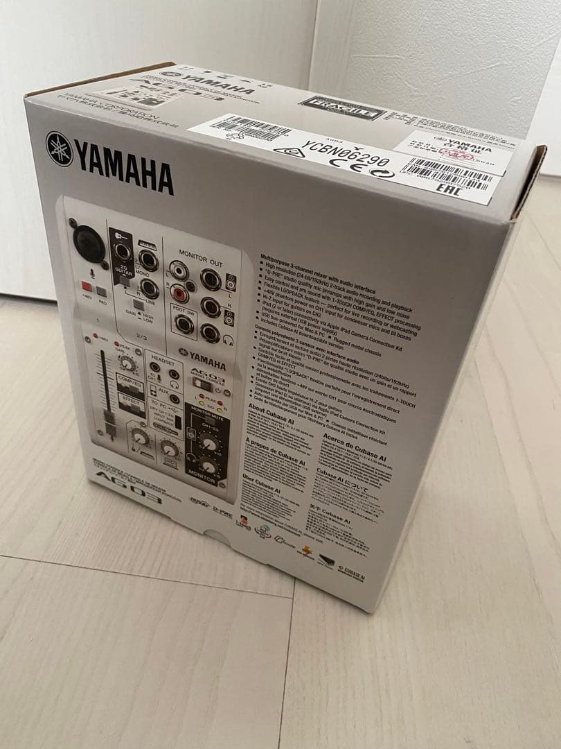 【新品】YAMAHA AG03 ミキシングコンソール　マイク付き