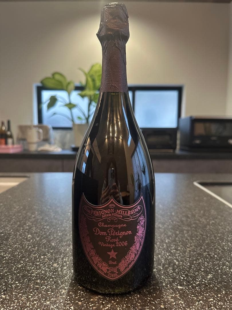 ドンペリ　ロゼ　ビンテージ　2006