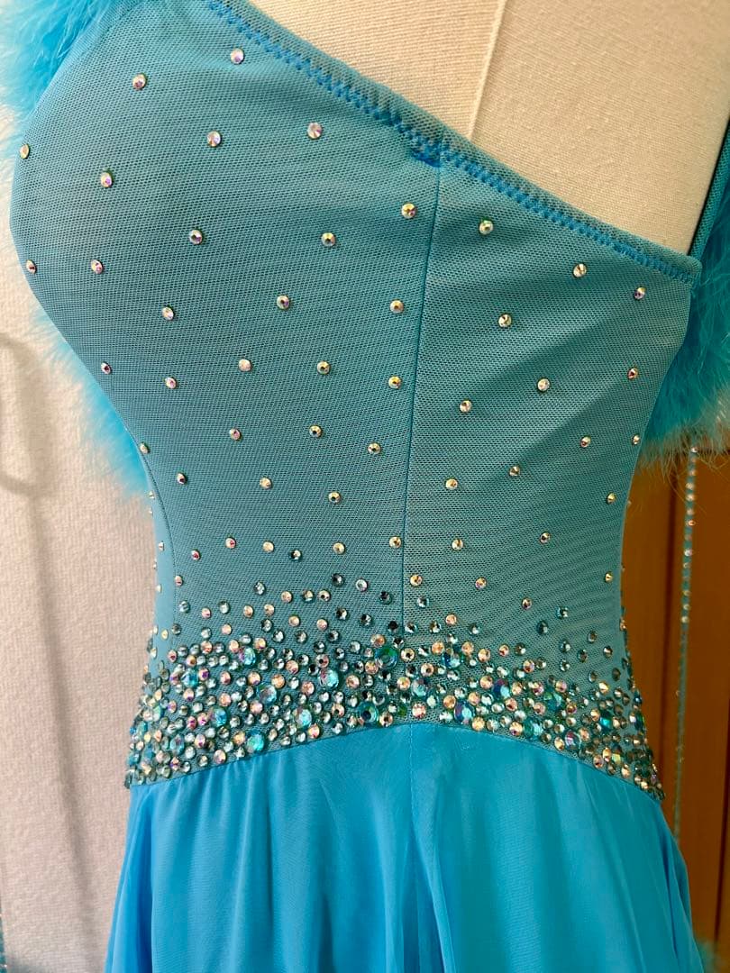 競技会 社交ダンス 水色フェザー スタンダードドレス ダンス