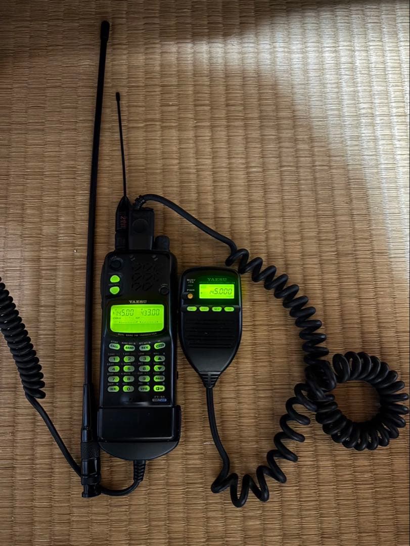 八重洲無線　ヤエス　FT-51 144/430MHz帯ハンディ機