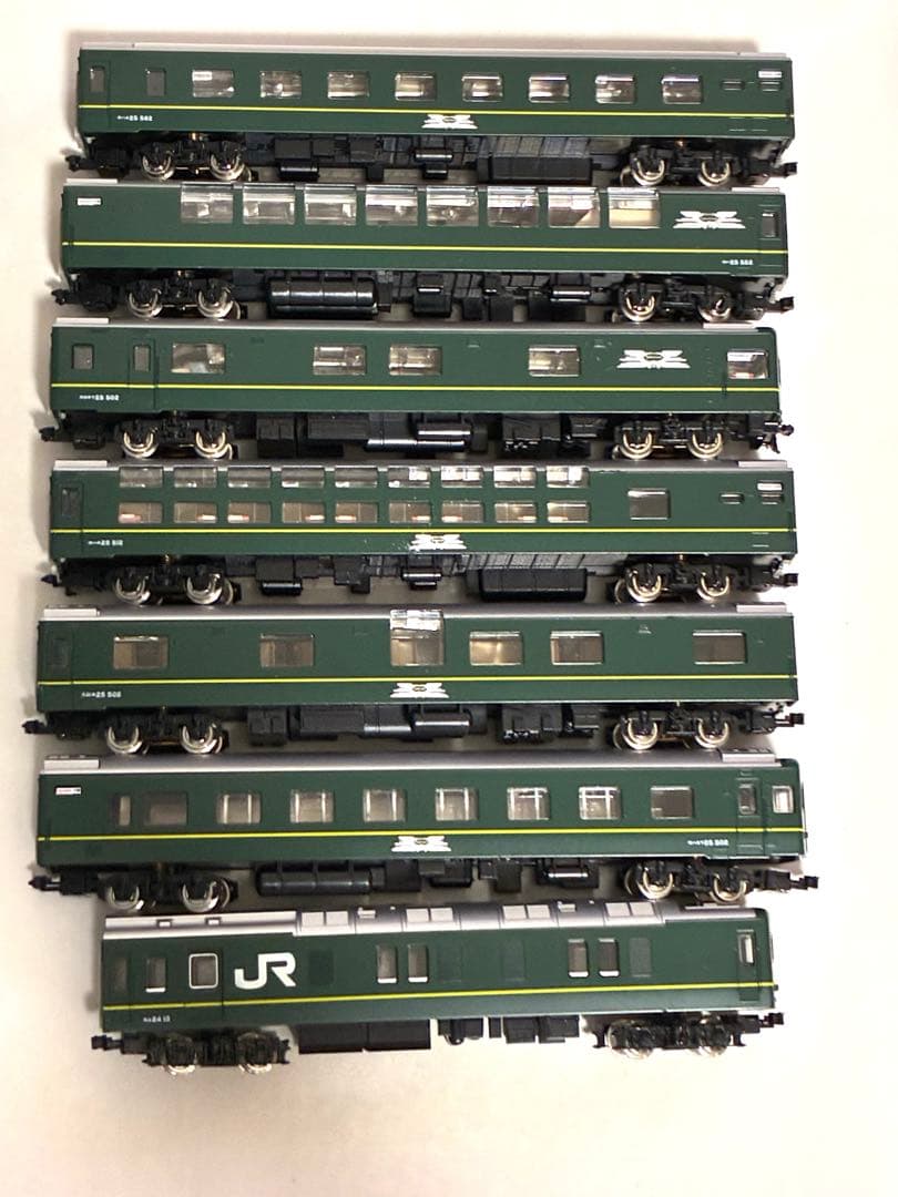 ゆ*ん様 トワイライトエクスプレス24系細部加工品　tomix ライト室内灯点灯