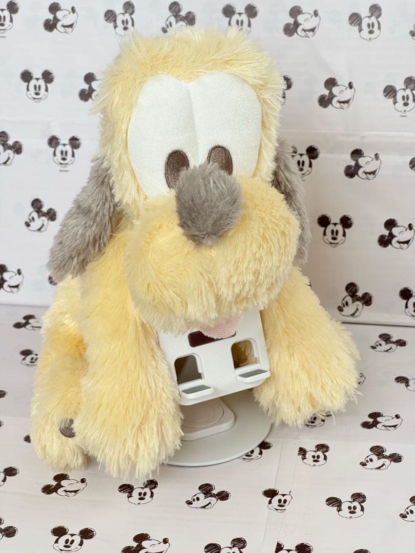 ディズニーストア　プルート　ふわふわ　パステル　くたくた　ぬいぐるみ