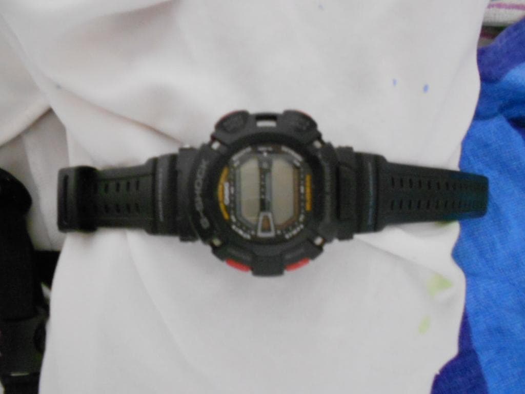 Gショック３台　2台動作確認　１台ベルト切れ