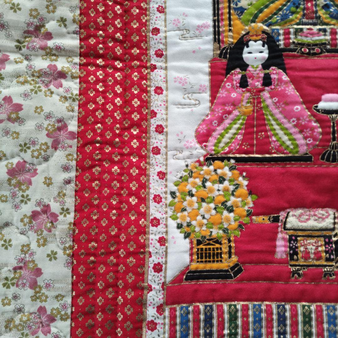❣️お雛様パネルレッド系（パッチワークキルトタペストリー❣️ ハンドメイド