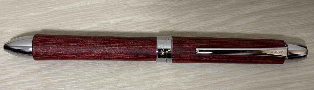 バハギア ペンケース ラウンドジップ型 こぶた工房 シャーペン