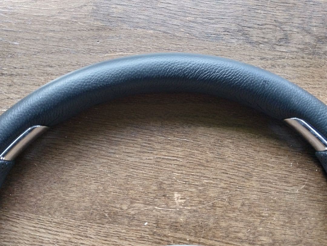 正規品NARDIステアリング綺麗