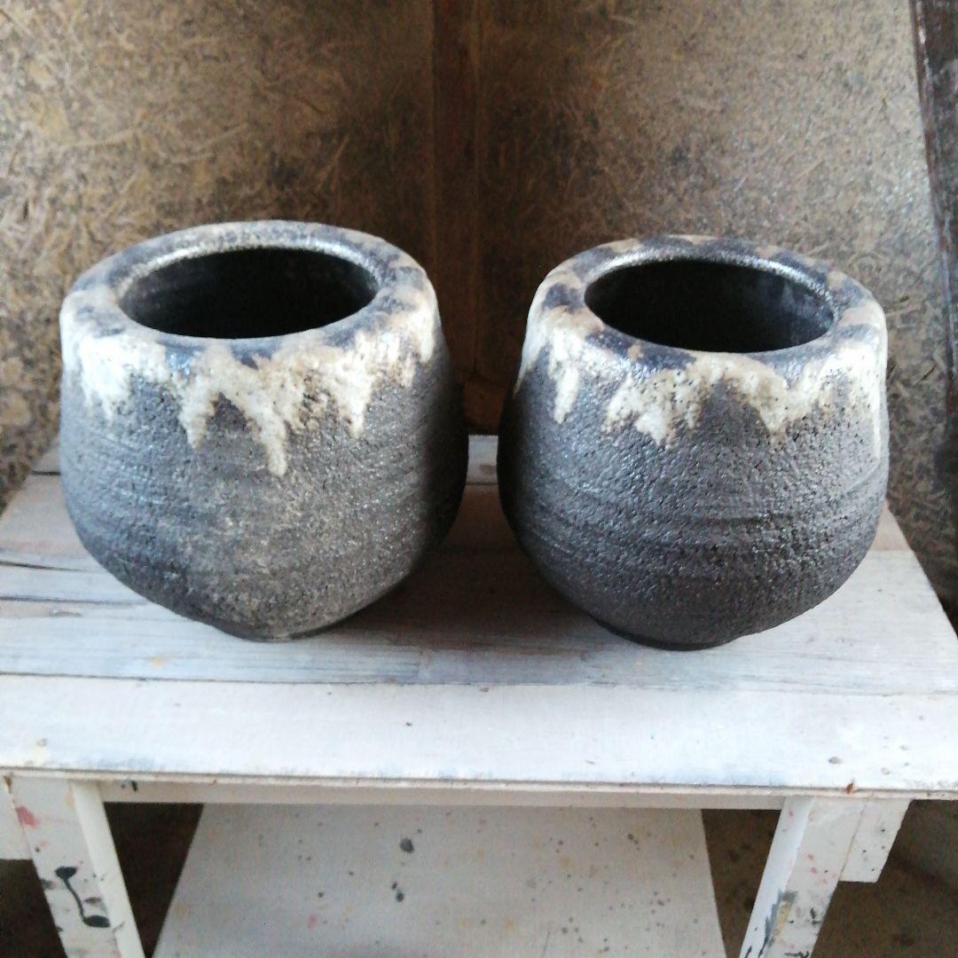 常滑焼　岩肌風火鉢一対　24.5cm　昭和中期
