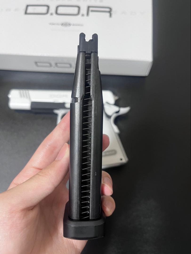 【未使用に近い】東京マルイ　ハイキャパ ホワイト D.O.R