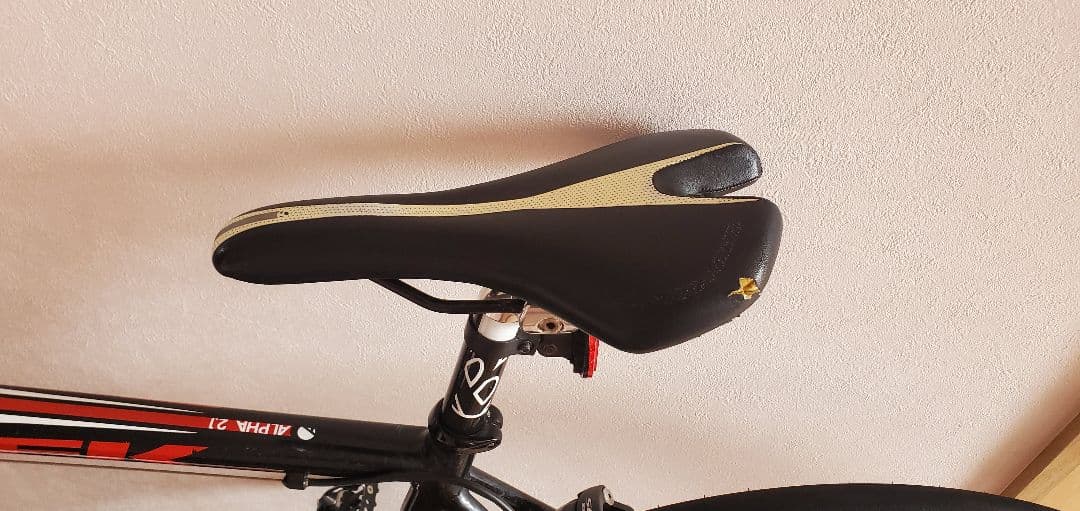Trek ロードバイク サイズ54　　ホイールジャンク