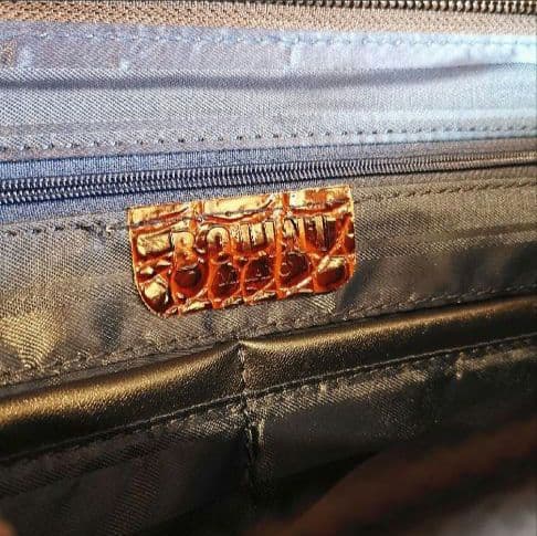 新品未使用/高級感■BOLINI■レザークロコダイル型押し/ビジネスバック