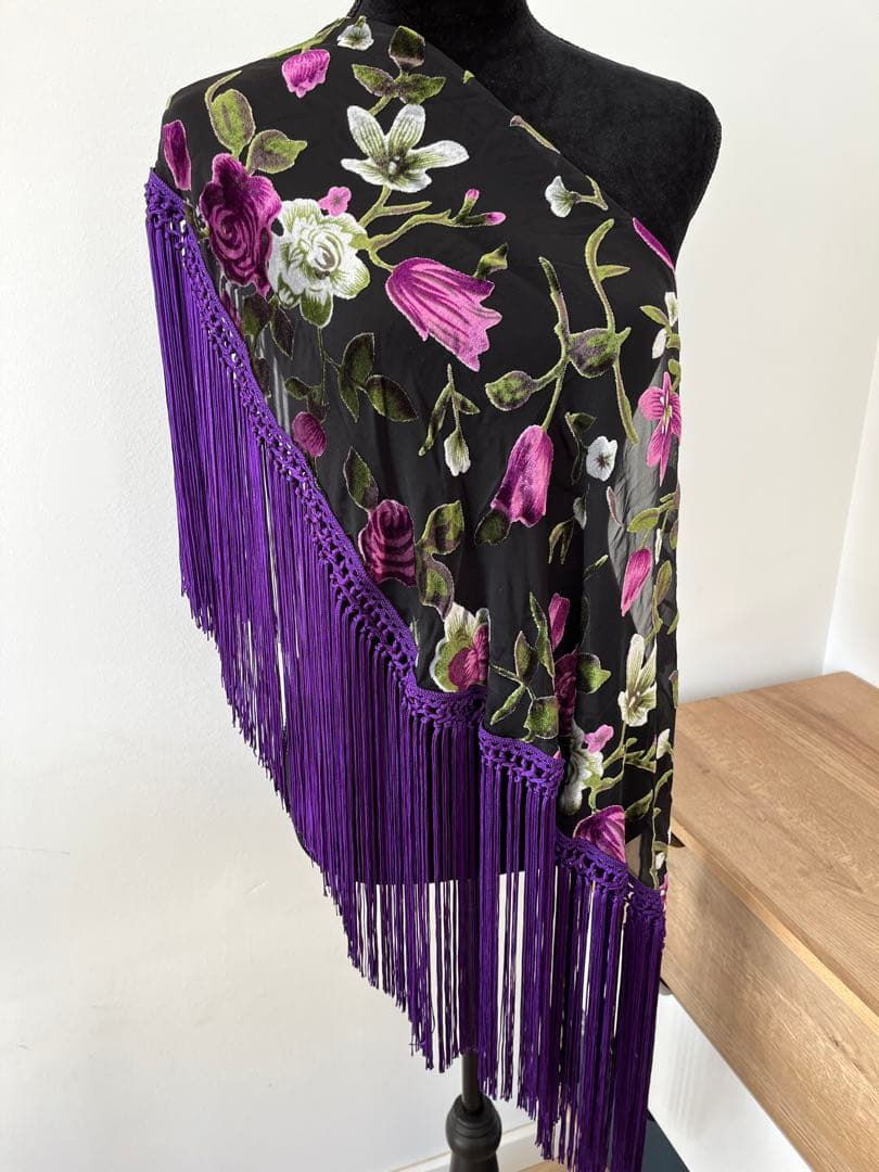 【アウトレット】フラメンコ　マントンシージョ　黒地xパープル花柄　パープルフレコ