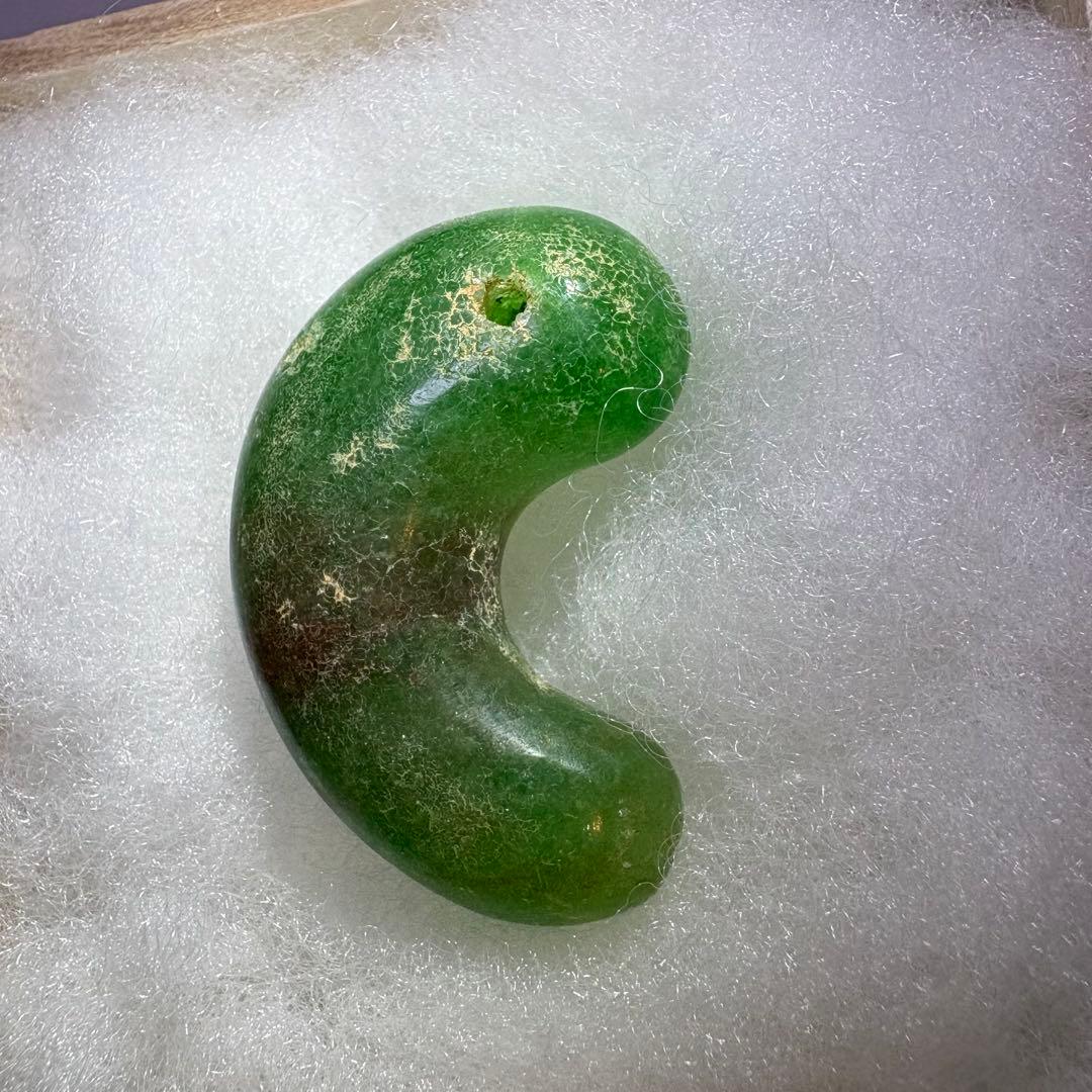 古墳期　出土品　糸魚川　翡翠　琅かん　ロウカン　勾玉