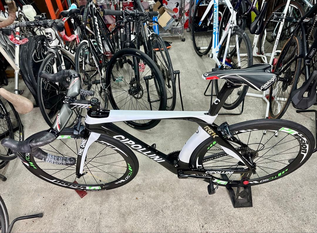 分解発送送料無料CIPOLLINI RB1Kタイプ中華カーボン カーボンホイール