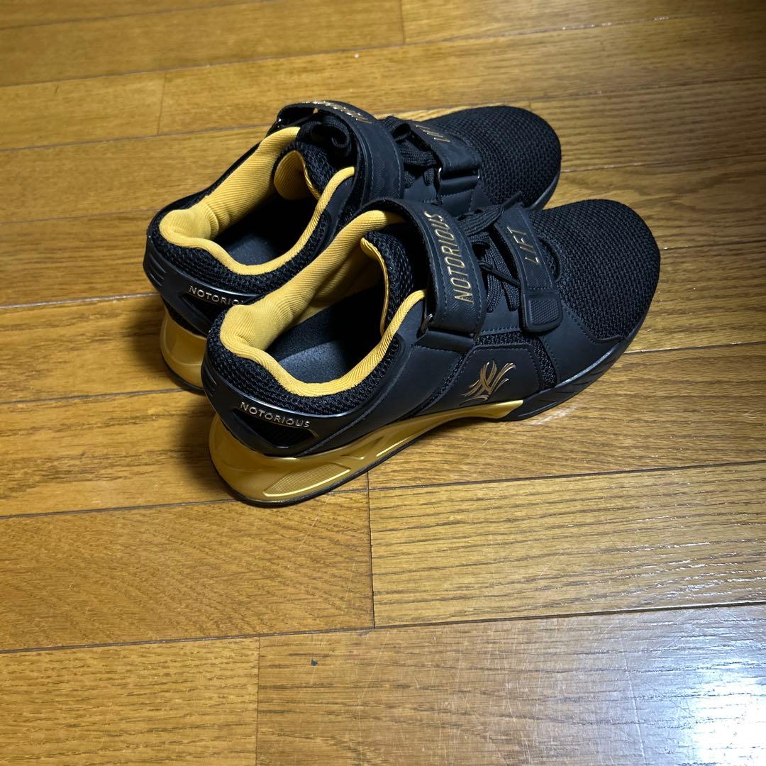NOTORIOUS LIFT ローニンリフターズ　ブラック/ゴールド / 42