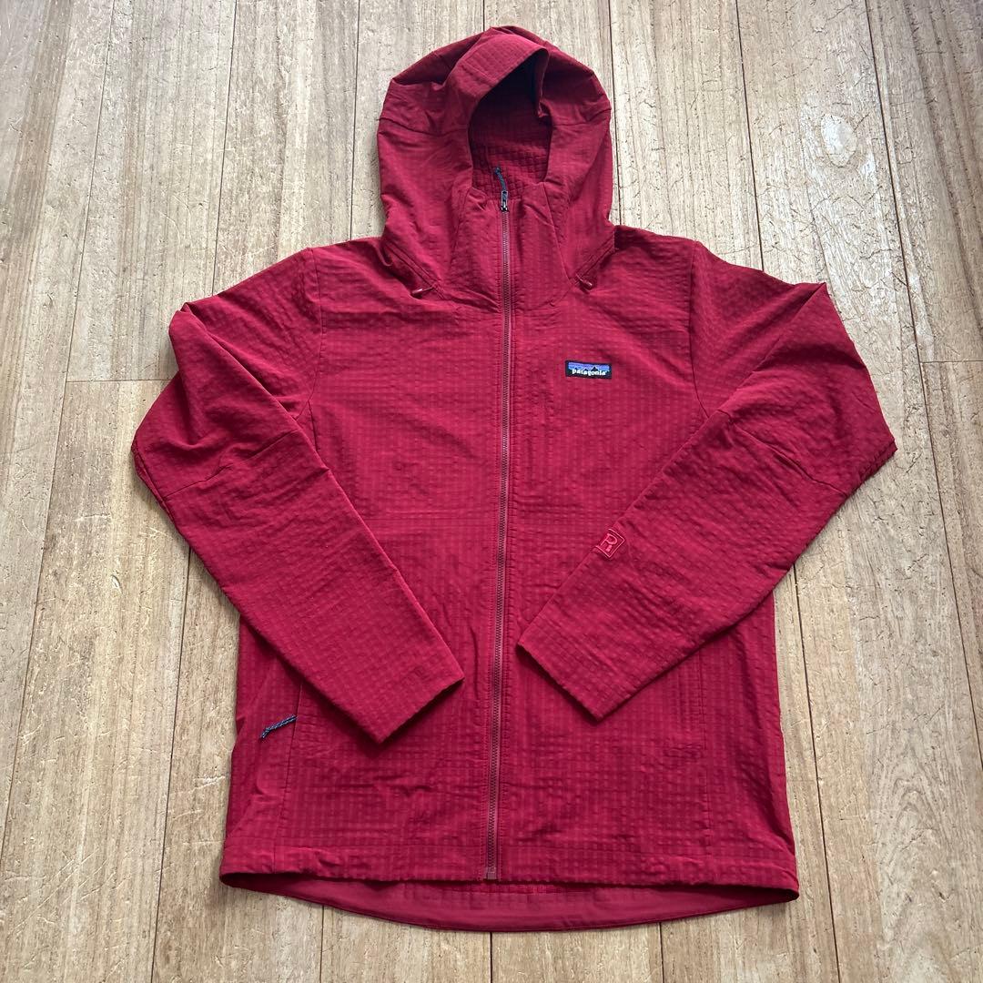 パタゴニア　Patagonia メンズ・R1テックフェイス・フーディ　Mサイズ
