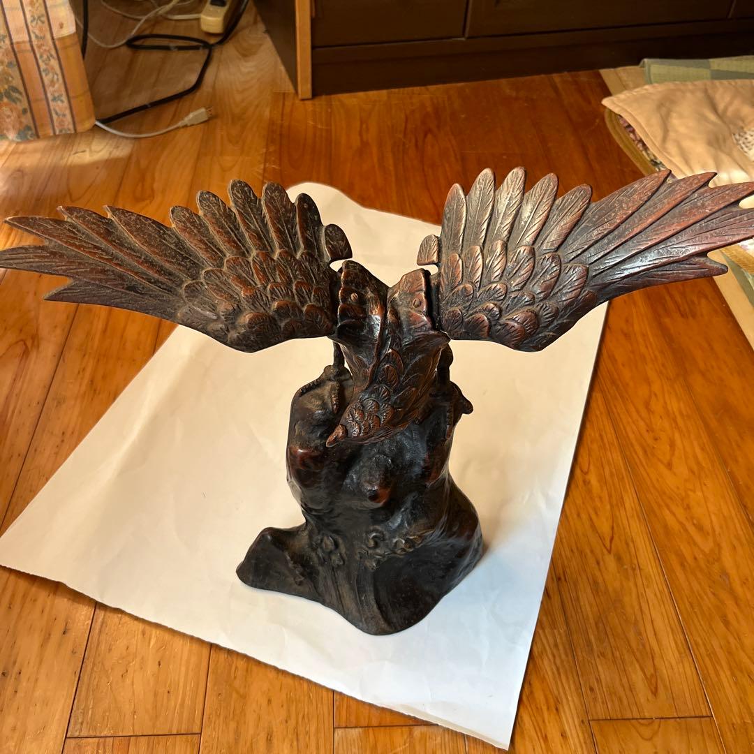 鷹　アンティーク置物