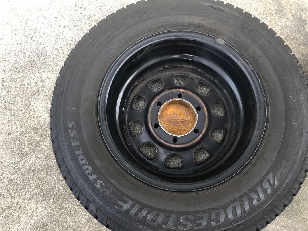 スタッドレスタイヤ 15インチ デイトナ DAYTONA ハイエース VL1