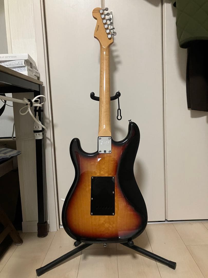 【ジャパンヴィンテージ】ストラトキャスター【スクワイヤー】