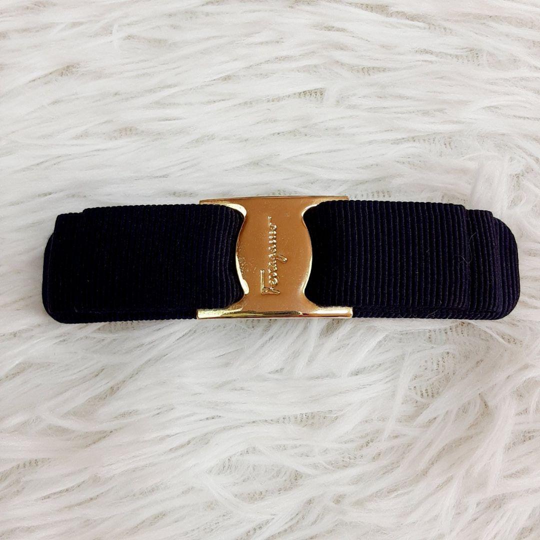 こ*も様 美品◎Ferragamo フェラガモ VARA ヴァラリボン バレッタ