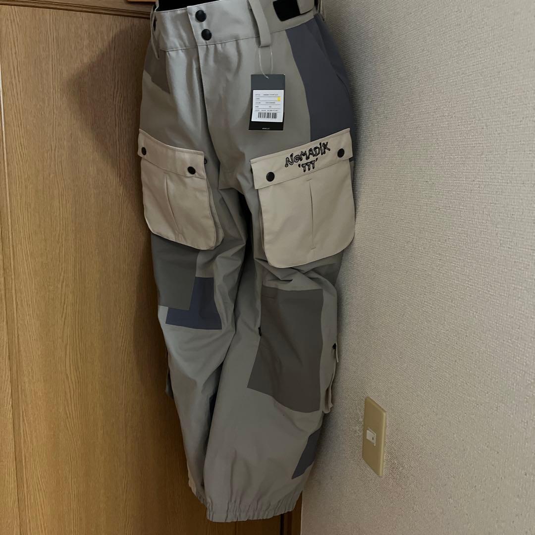 最終値下げNOMADIK 777スノーボードウェア XXL 試着のみ