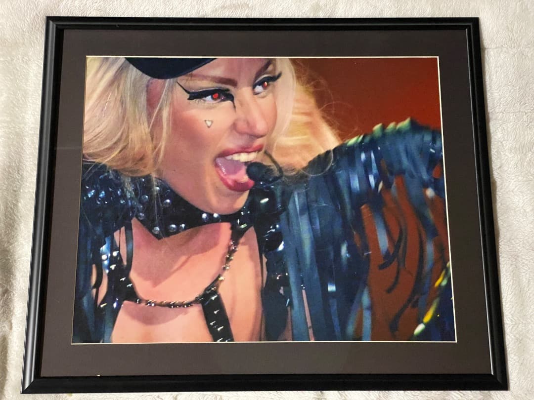 レディーガガ　額装写真　2012年　埼玉アリーナにて撮影　①