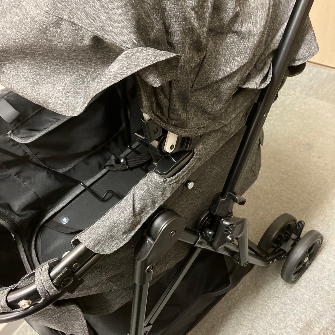 2 Combi コムペット ミリクランアルファ　ペットカート 30kg 多頭