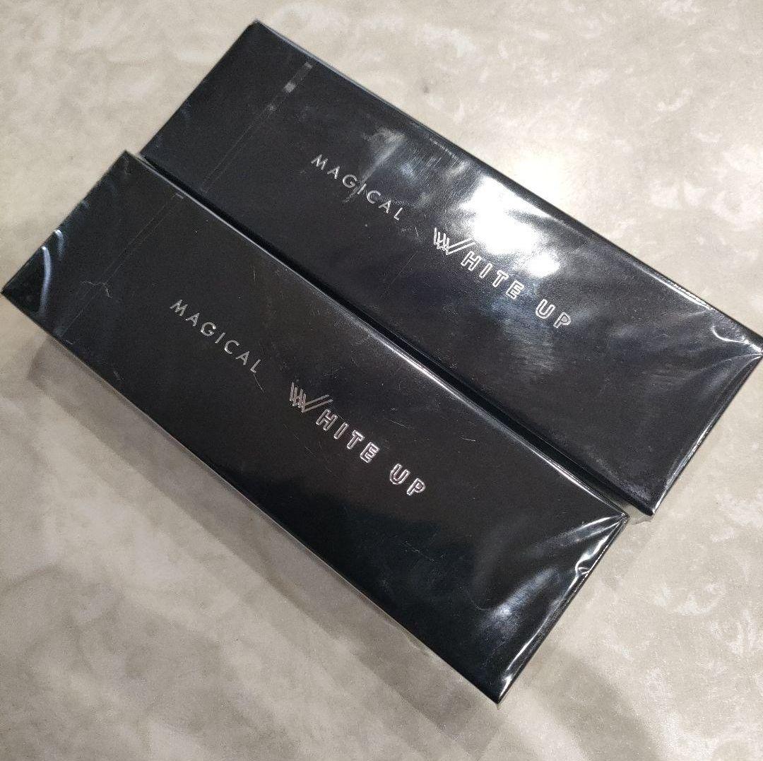 ワールドレップ　ミネラルエマルジョンクリーム　ホワイト/ホワイト