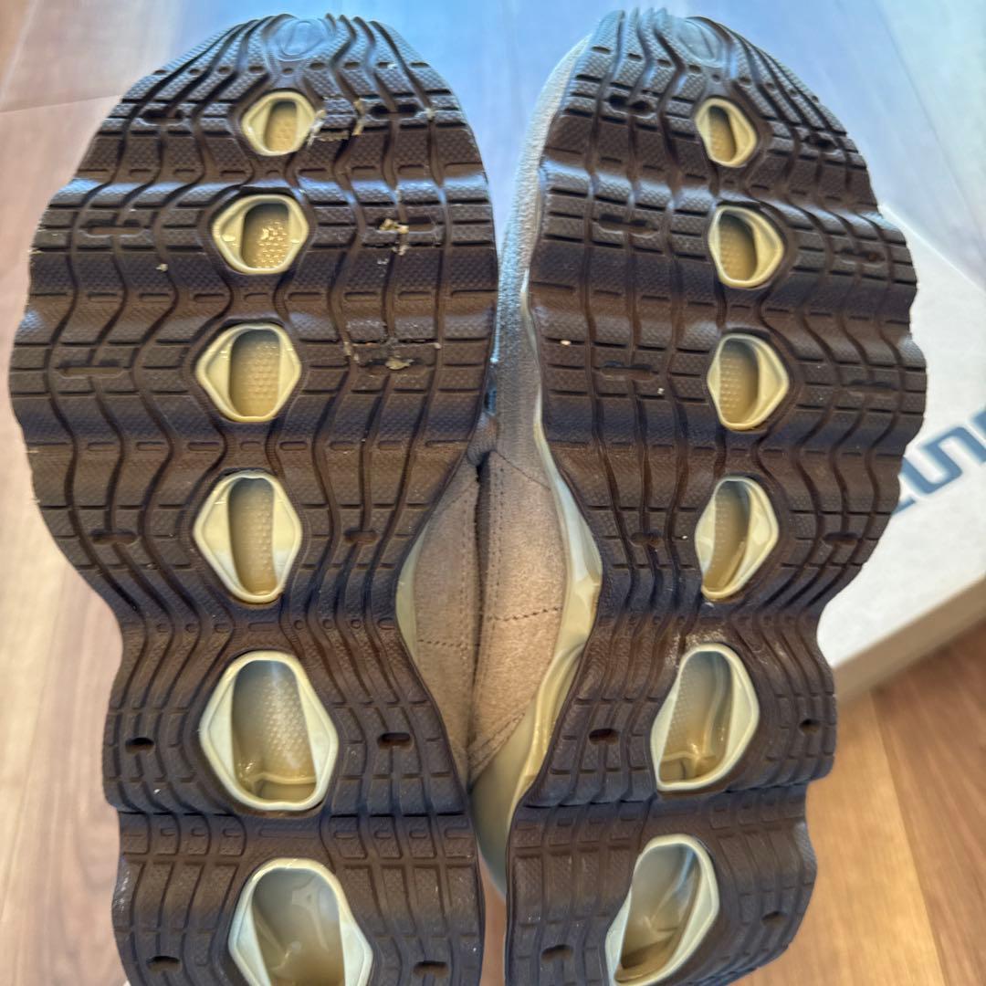 mizuno ミズノWave Prohecy Moc 23㎝