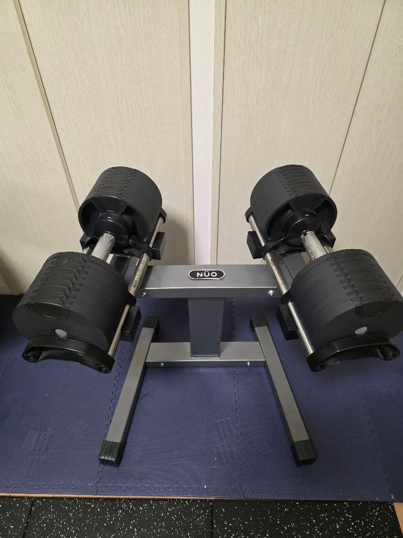 引き取り限定NUO フレックス32kg4kg 可変式ダンベル スタンド付き