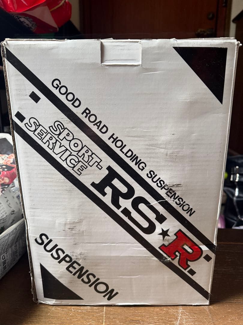 RS-R DOWN ZW40Wプリウスα スポーツサスペンション