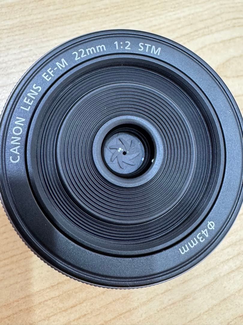 Canon EOS M200 ミラーレスカメラ 15-45mm レンズセット