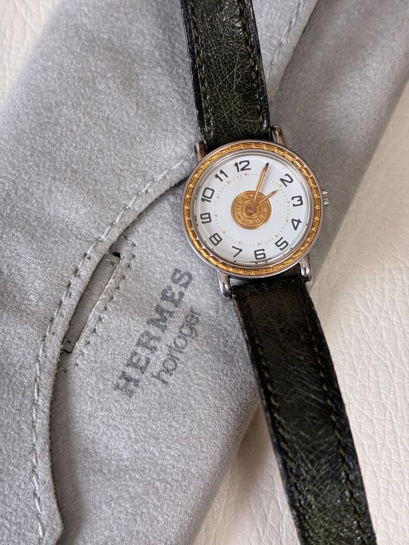 HERMES セリエ　時計 ホワイト/ゴールド