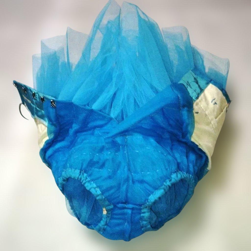 バレエ　水色 クラシックチュチュ シルビア製　小学中学年　2着　髪飾り、袖付