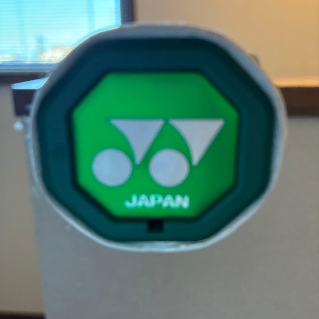 ❤️美品❤️　YONEX　ヨネックス　EZONE 105 グリップ１