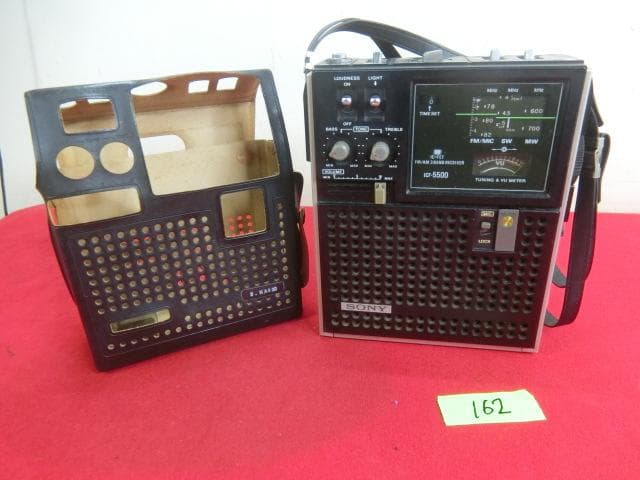 162：SONY ICF-5500　ソニー　ラジオ　ジャンク