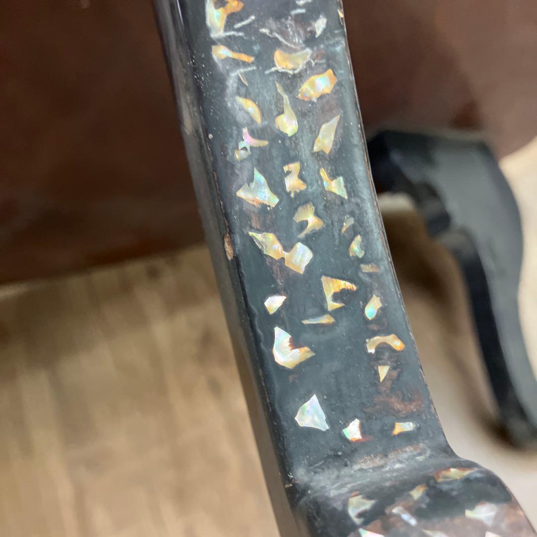 4F アンティーク 三角形 ミニテーブル 猫脚 螺鈿細工 飾り台 ヴィンテージ