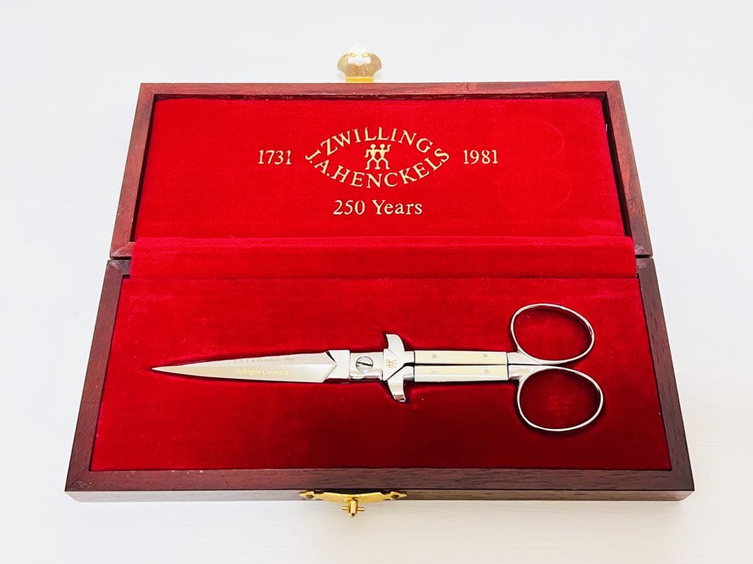 ■ZWILLINGS HA HENCKELS 250周年記年　ドイツ　ヘンケルス