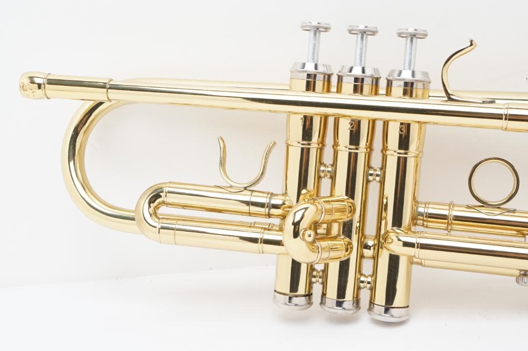 ＜ジャンク扱い＞トランペット マウスピース付　USA製？カルフォルニア