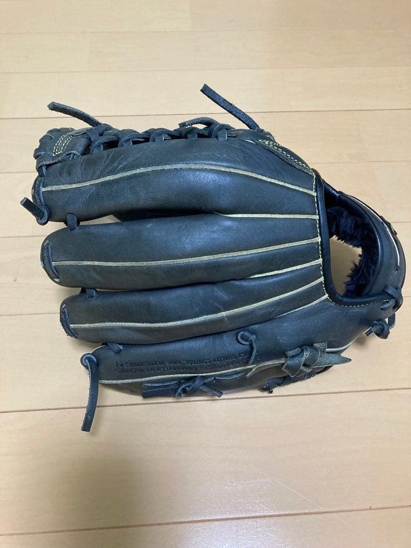 Mizuno ジュニア野球グローブ 黒 右投げ用