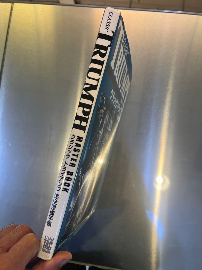 趣味・スポーツ・実用 CLASSIC TRIUMPH MASTER BOOK