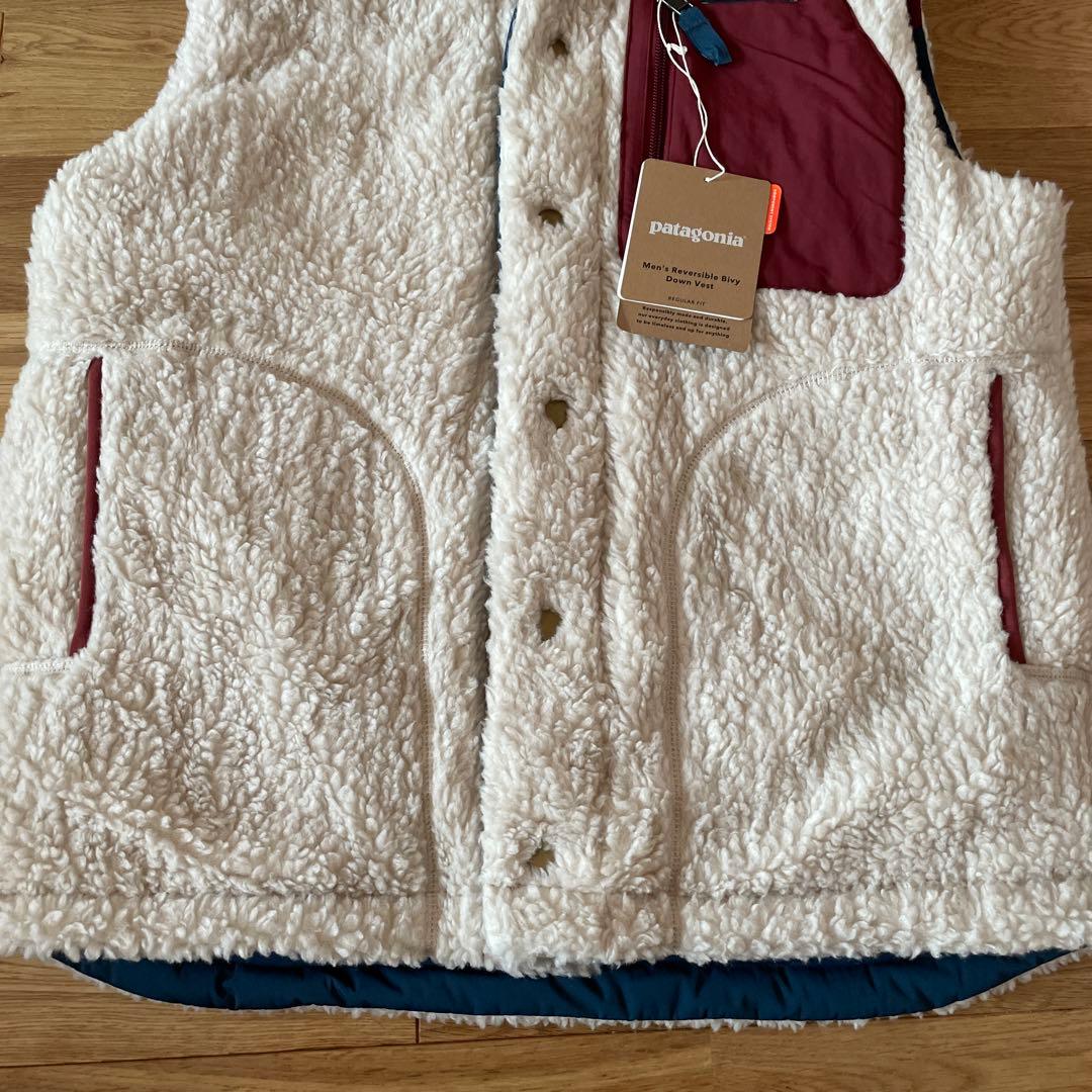 【新品未使用】Patagonia（パタゴニア）リバーシブル ビビー ダウンベスト