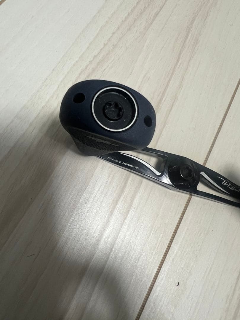 バリアル100 ブラック　フラットノブ＆純正ノブ　シマノ左巻きナット付き