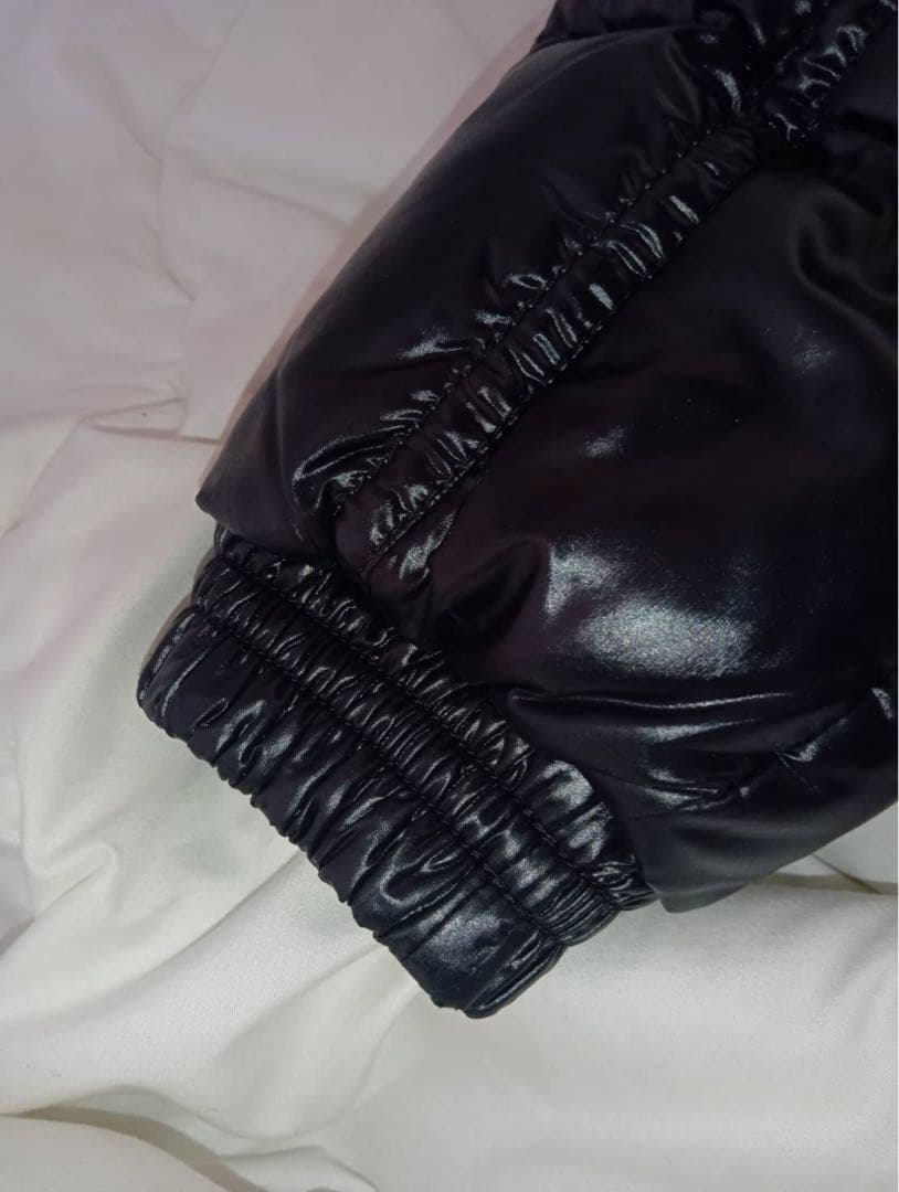 MONCLER K2ダウンジャケット