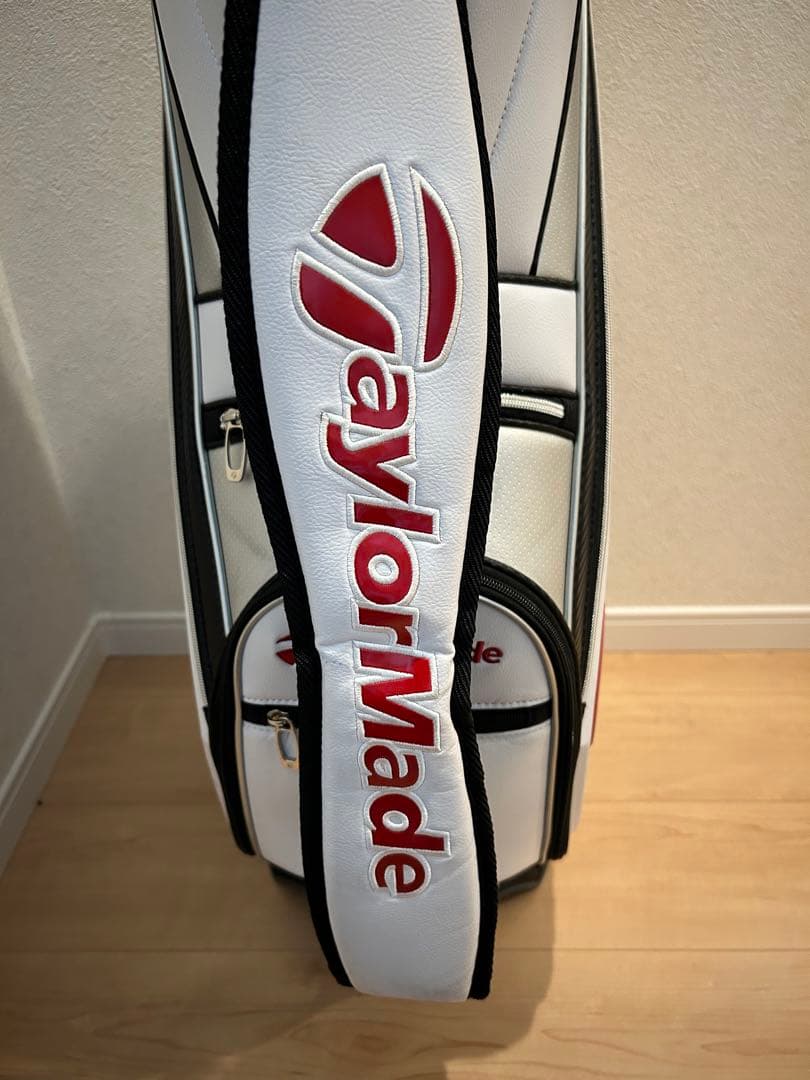 テーラーメイド、キャディバッグ